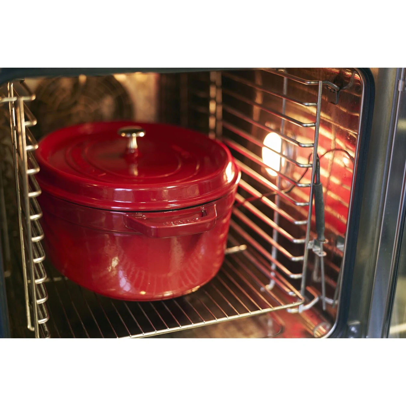 Staub Cocotte 33 Cm, Oval, Kirsch-Rot, Gusseisen 7 Staub Cocotte 33 Cm, Oval, Kirsch-Rot, Gusseisen – Bild 5