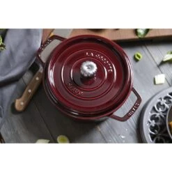 Staub Cocotte 24 Cm, Rund, Grenadine-Rot, Gusseisen -Zwilling Verkäufe 424422041