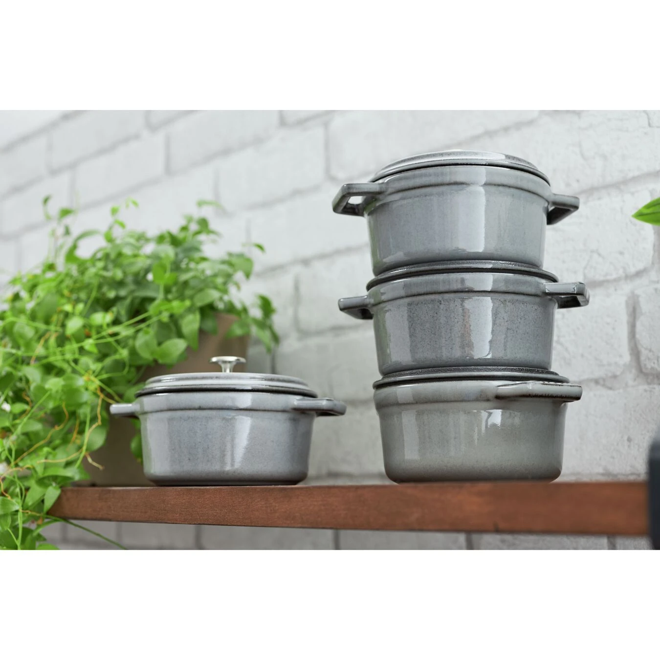 Staub Cocotte 16 Cm, Rund, Graphit-Grau, Gusseisen 6 Staub Cocotte 16 Cm, Rund, Graphit-Grau, Gusseisen – Bild 4