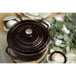 Staub Cocotte 26 Cm, Rund, Grenadine-Rot, Gusseisen -Zwilling Verkäufe 750047416